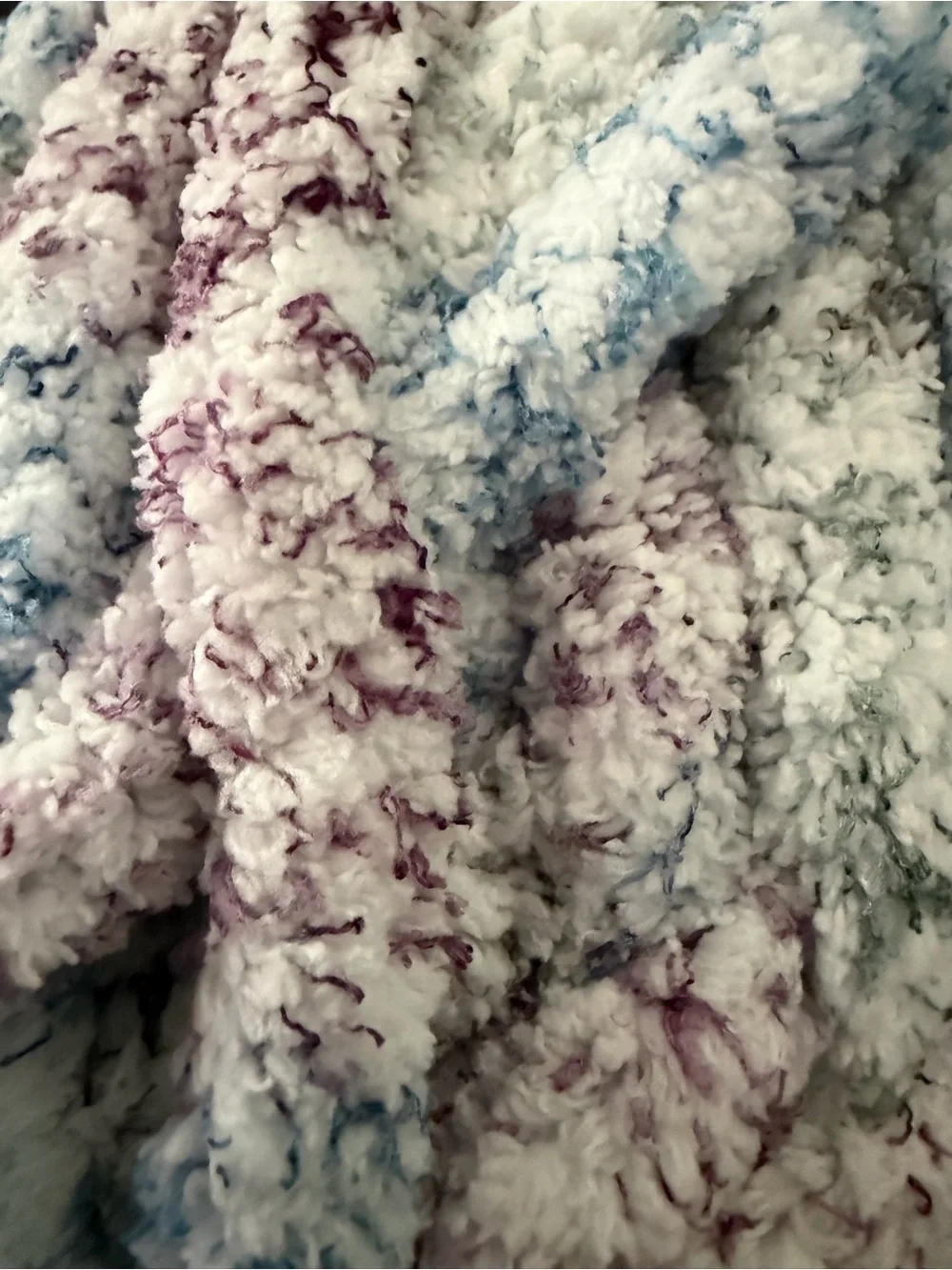 Bernart Frosting Extra Thick Blanket Yarn Silver lining yarn per skein